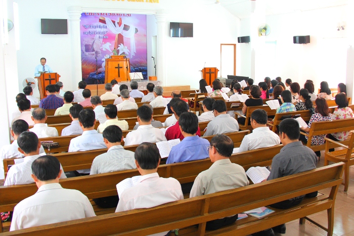 Protestant training for deacons in Da Nang, Long An